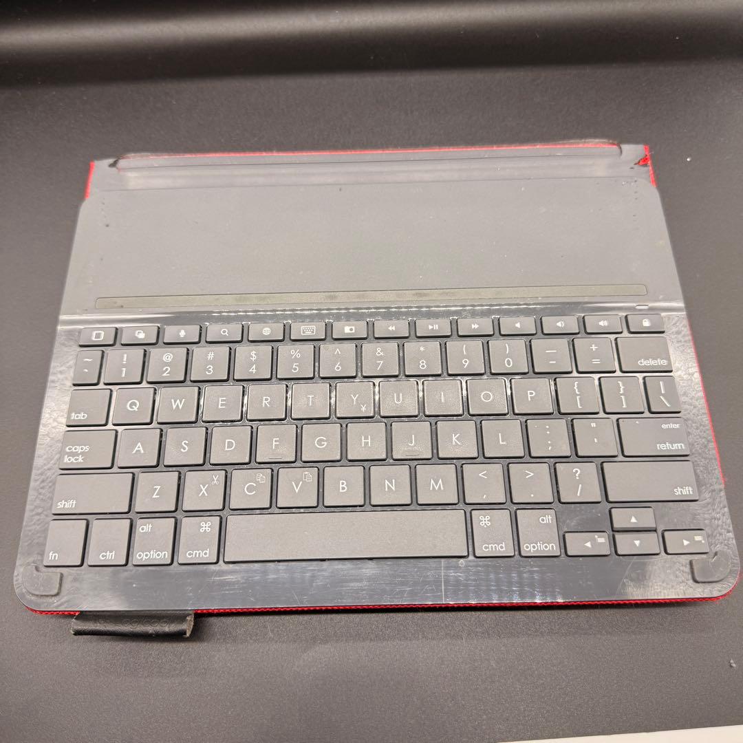 iPad Air 2 Wi-Fi 64GB シルバー & キーボード付きカバー