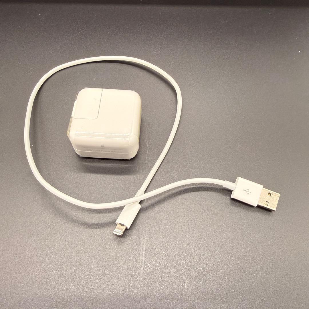 iPad Air 2 Wi-Fi 64GB シルバー & キーボード付きカバー