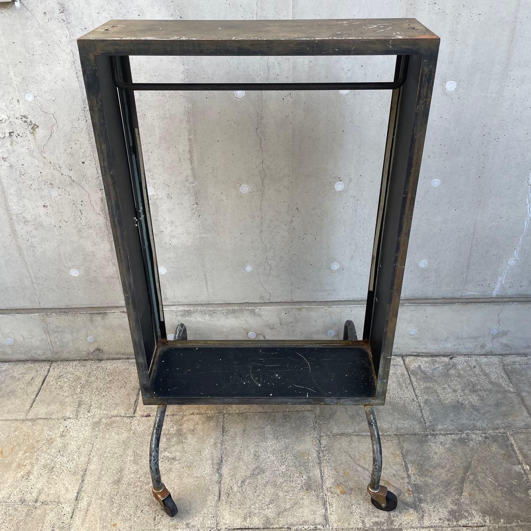 1910s ヴィンテージ 金属製ハンガーラック キャスター付き　インダストリアル