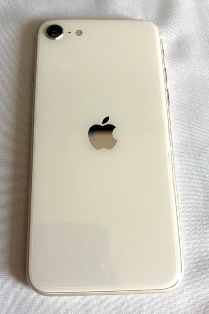 Phone SE（第3世代）64GB カメラレンズ割れ