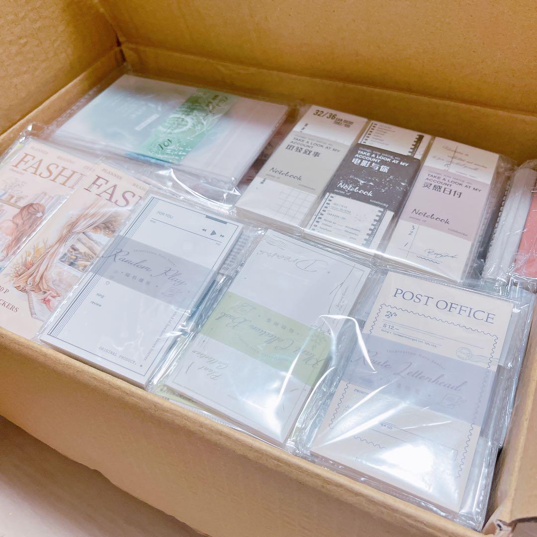 【100サイズ】　コラージュ素材　まとめ売り　紙モノ　大量　C