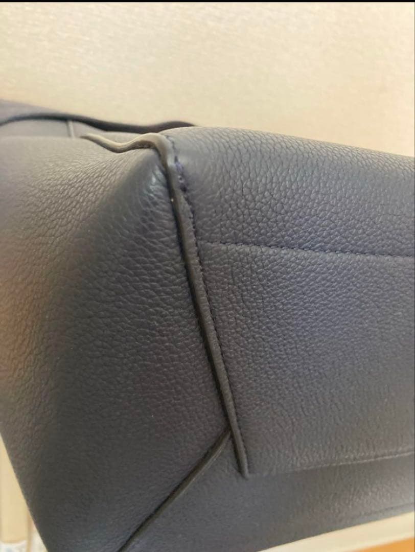 ✳︎mimiさま✳︎【美品】CÉLINE ネイビー サングル　ミディアム