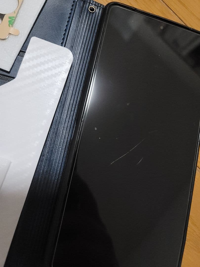 なお　Rog Phone 8 Pro16GB RAM512GB 難あり