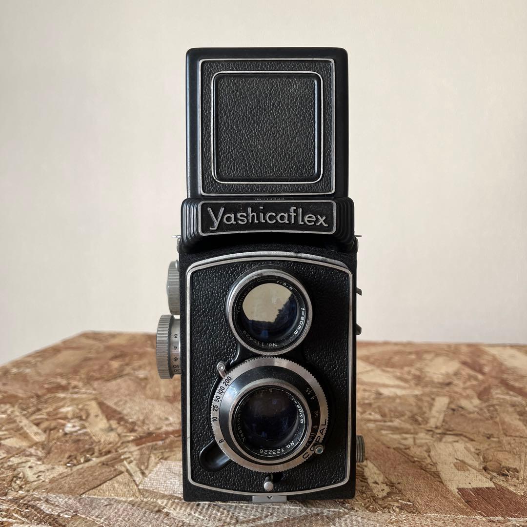 レア品　Yashicaflex 二眼レフカメラ　フィルム付き
