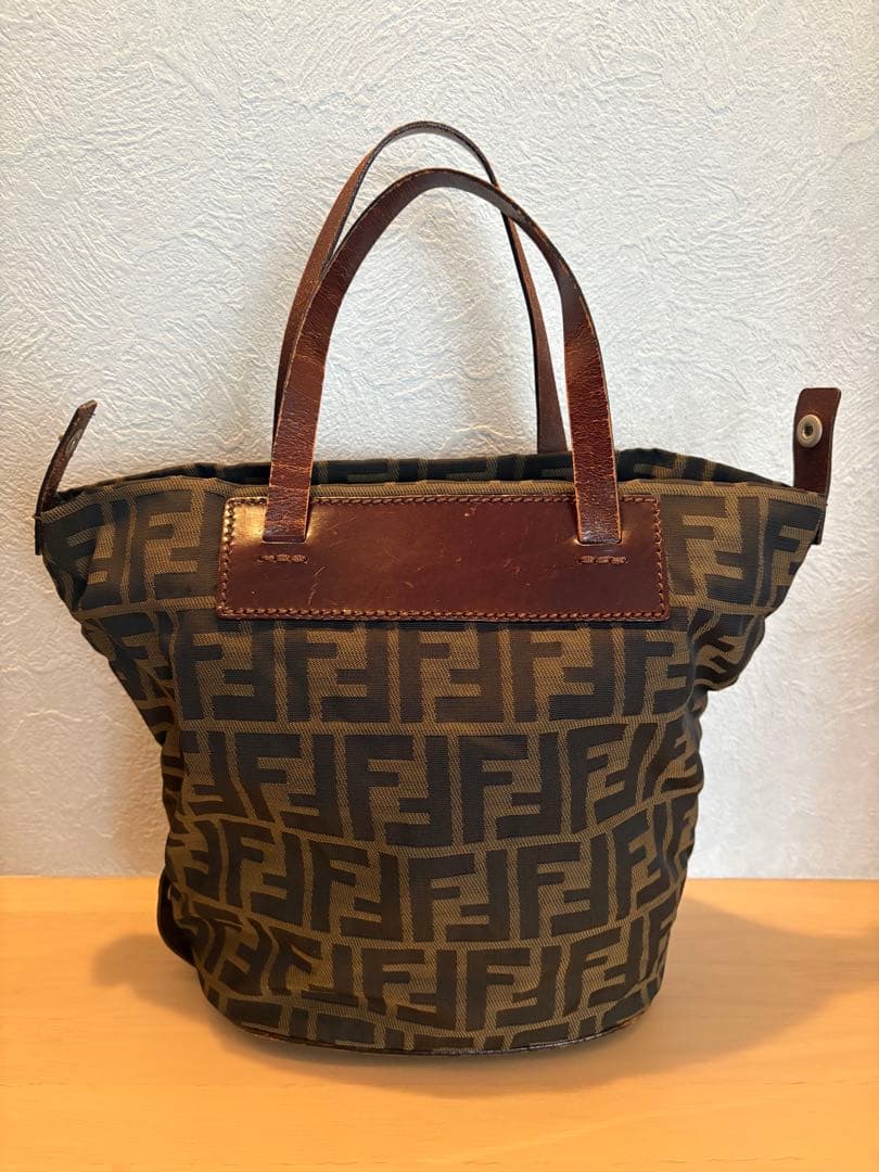 FENDI フェンディ 手提げ鞄　総柄