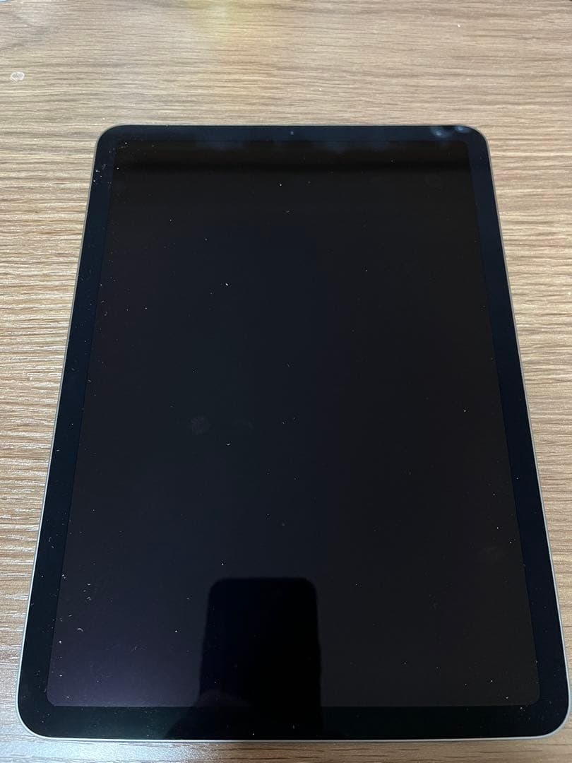 【れれれのれー】Apple iPad Air (第4世代) スペースグレー