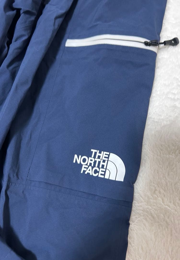 美品THE NORTH FACE スノーボードウェア 子ども用 サイズ160