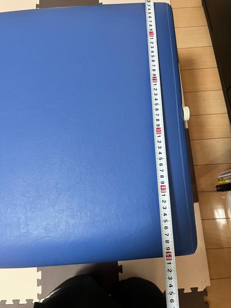 高田製作所　折りたたみ 治療用 ベッド 有孔　ブルー