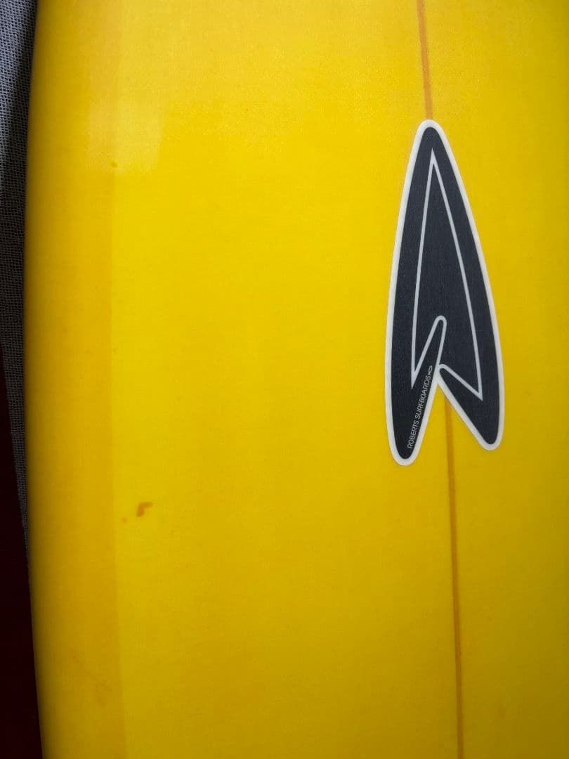 ROBERTS ロバーツ　invader6.10 ミッドレングス　サーフボード