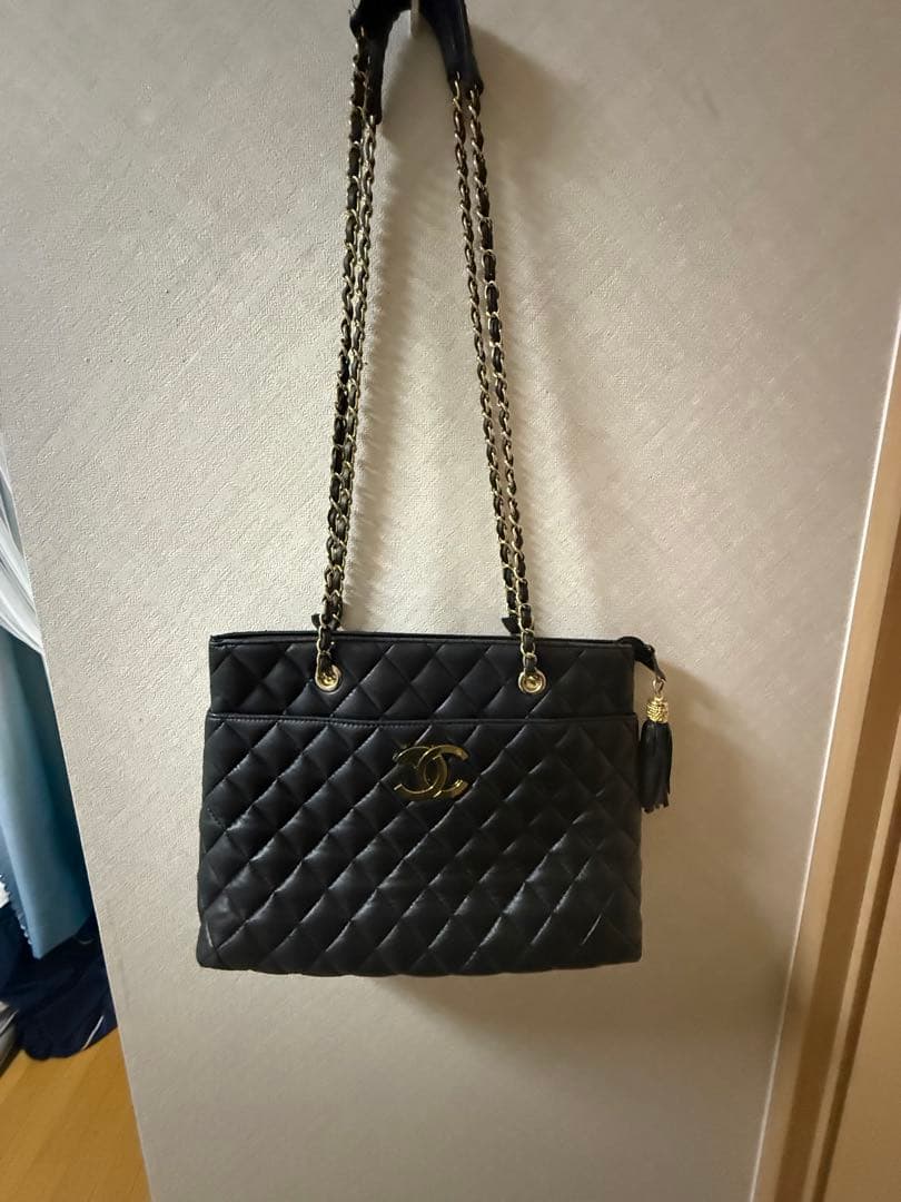 さ*ん様 CHANEL 黒 キルティング ショルダーバッグ