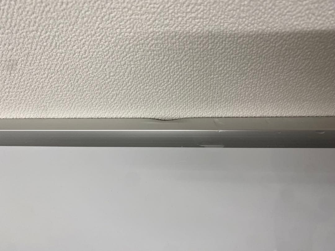 内田洋行 ホワイトボード壁掛け　1800✖️910