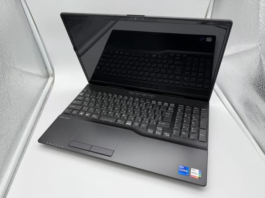 超美品 富士通 第11世代 32GB 新品SSD+HDD Office2021