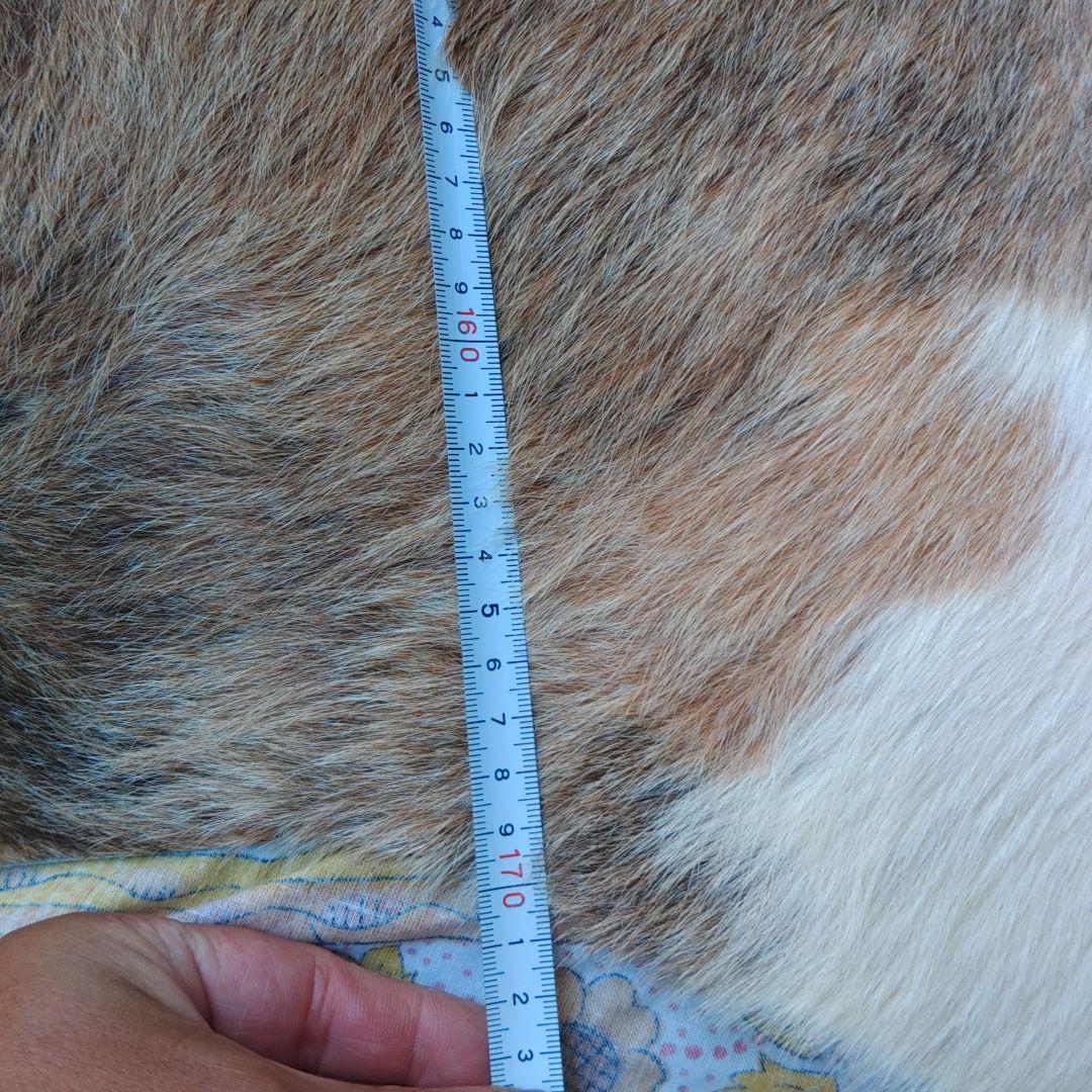 レザー　ラグ　敷物　ハラコ