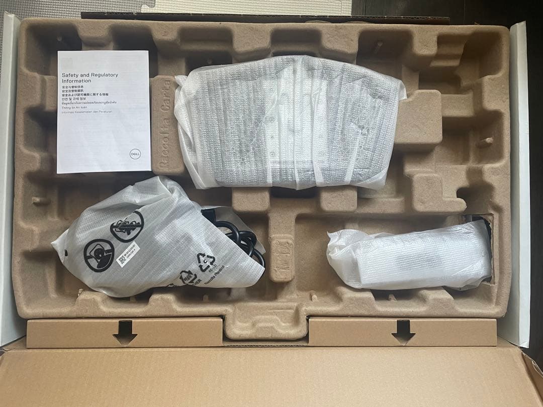 DELL PCモニター23.8型 フルHD(1920×1080) ワイド【美品】