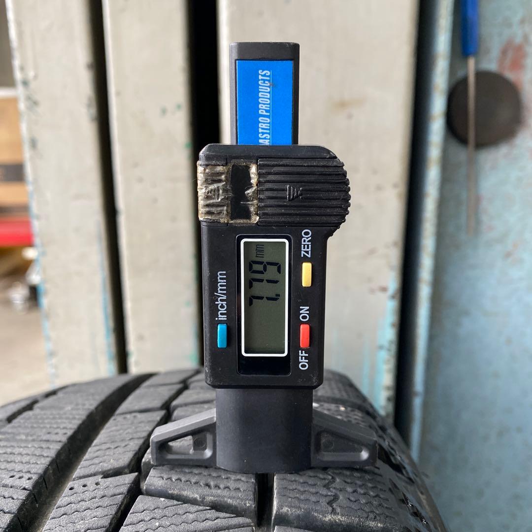 中古バリ溝ブリヂストンスタッドレスセット205/60R16 ノア、ヴォクシー