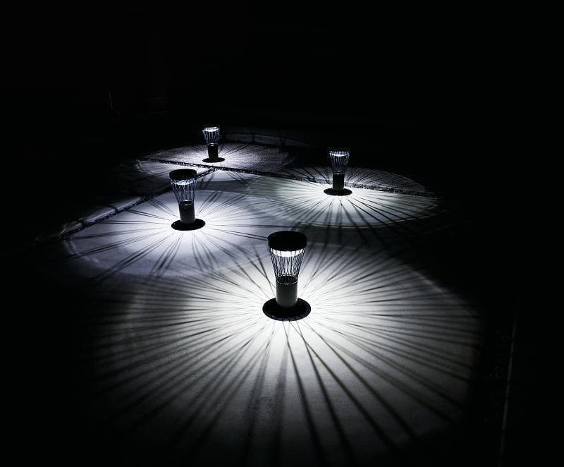 新品 ガーデンライト ソーラーライト ソーラーフラワー CURVE