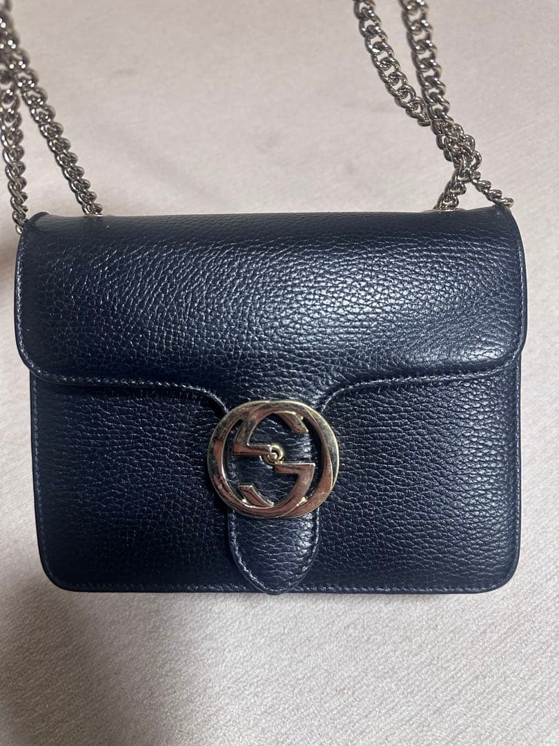 GUCCI インターロッキング ブラック ショルダーバッグ