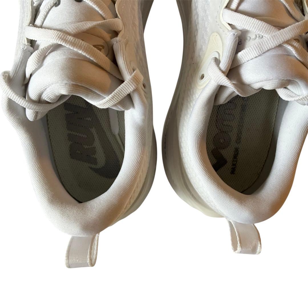 【新品・未使用】ナイキ ボメロプラス 27cm US9 HV8150 完売品