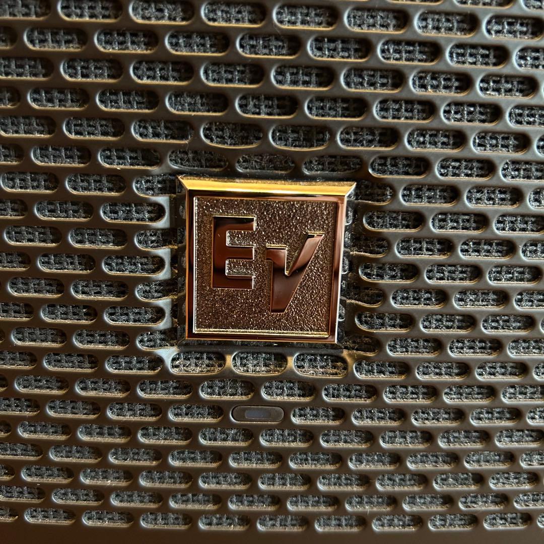 Electro-Voice ELX200-12SP パワードサブウーファー