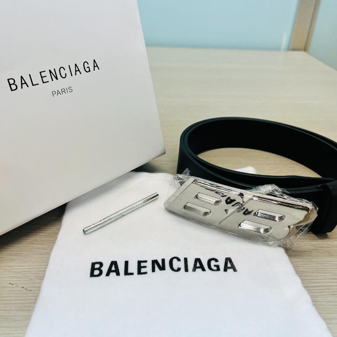 BALENCIAGA BBロゴ ベルト ブラック 箱付き