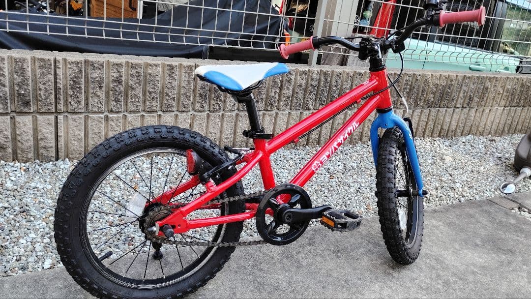 ヨツバサイクル 16インチ 　レッド