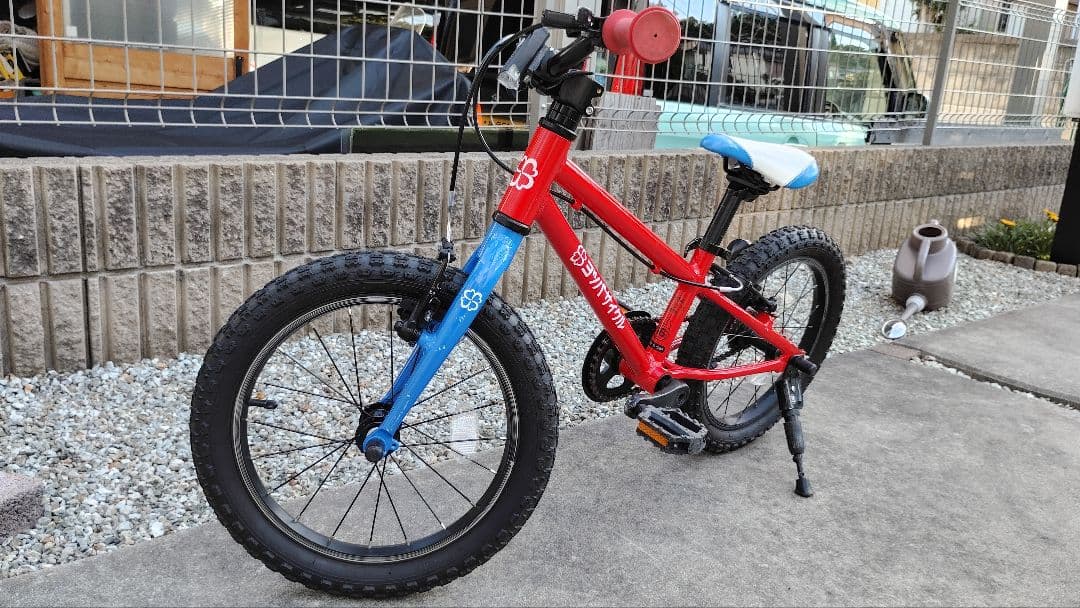 ヨツバサイクル 16インチ 　レッド