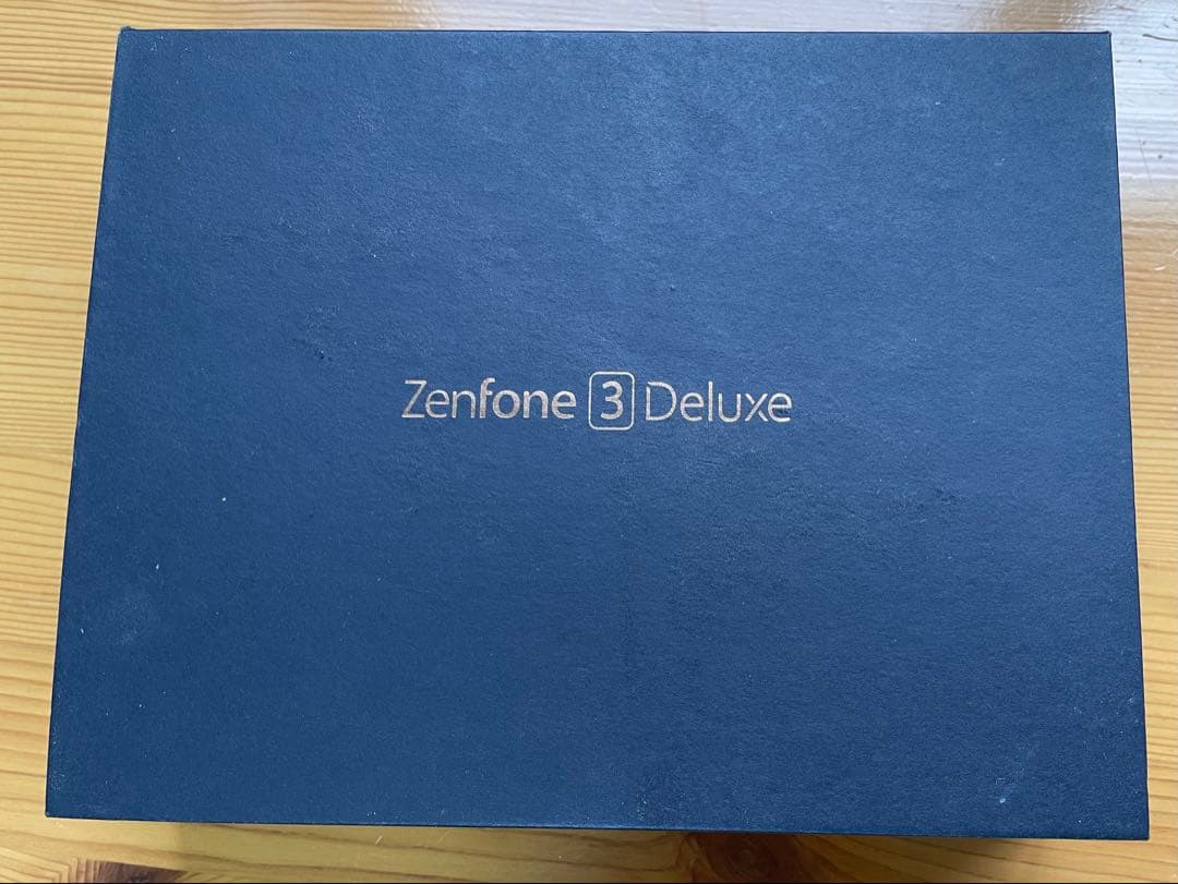 ASUS Zenfone 3 Deluxe ZS550KL スマートフォン 本体