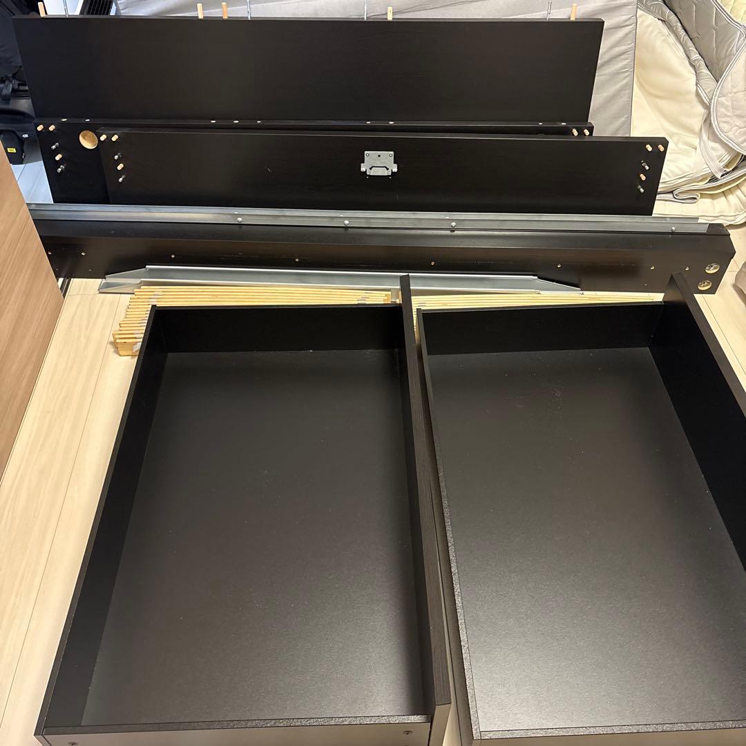 ダブルサイズ　ベッドフレーム 引き出し付き< IKEA MALM >
