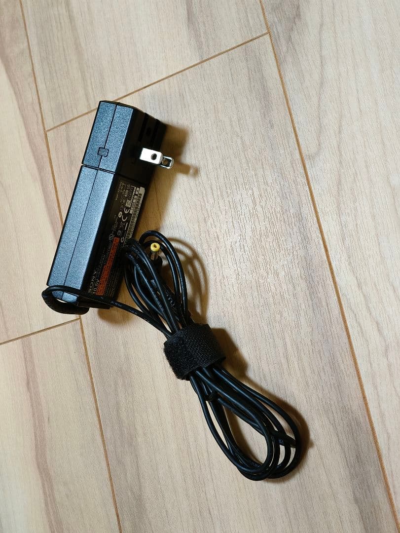 新品同様SONY VAIO P VPCP119KJ Z530 SSD64GB 白