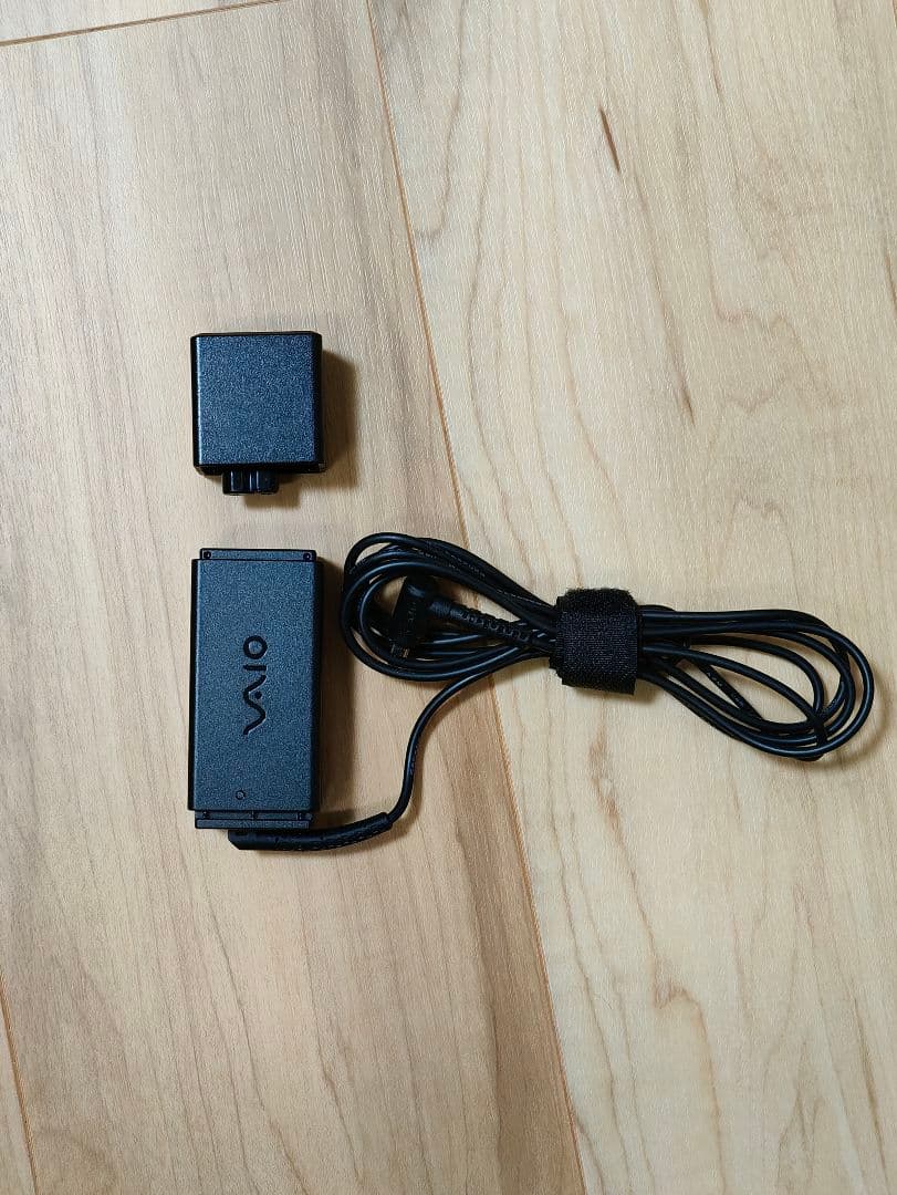 新品同様SONY VAIO P VPCP119KJ Z530 SSD64GB 白