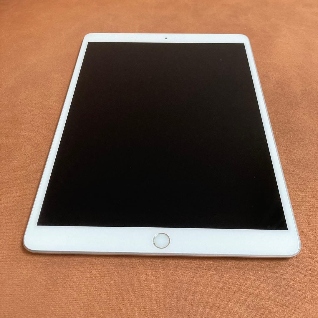 219【早い者勝ち】外観美品☆iPad Air3 64GB WIFIモデル☆