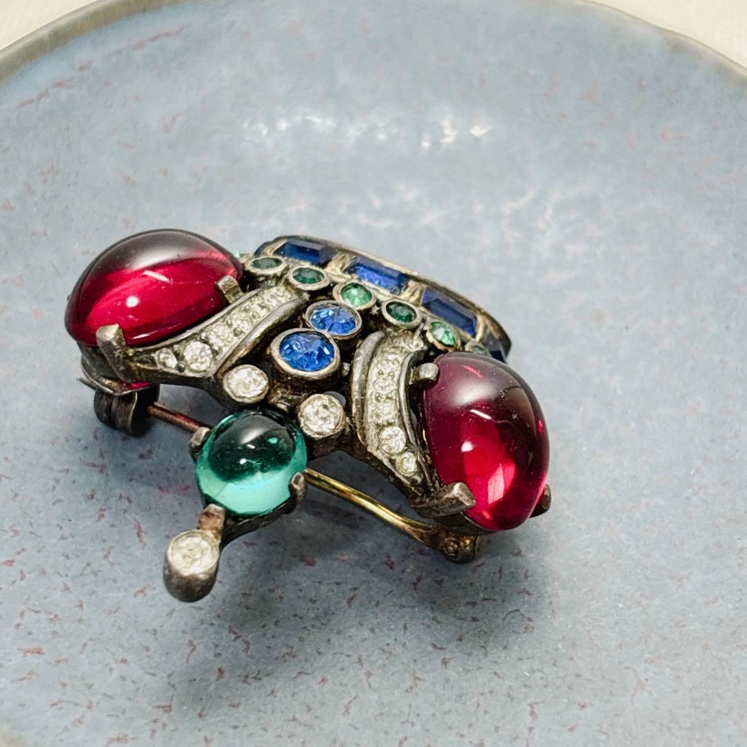 1940年代 トリファリ 王冠　ブローチ 赤カボション ヴィンテージ