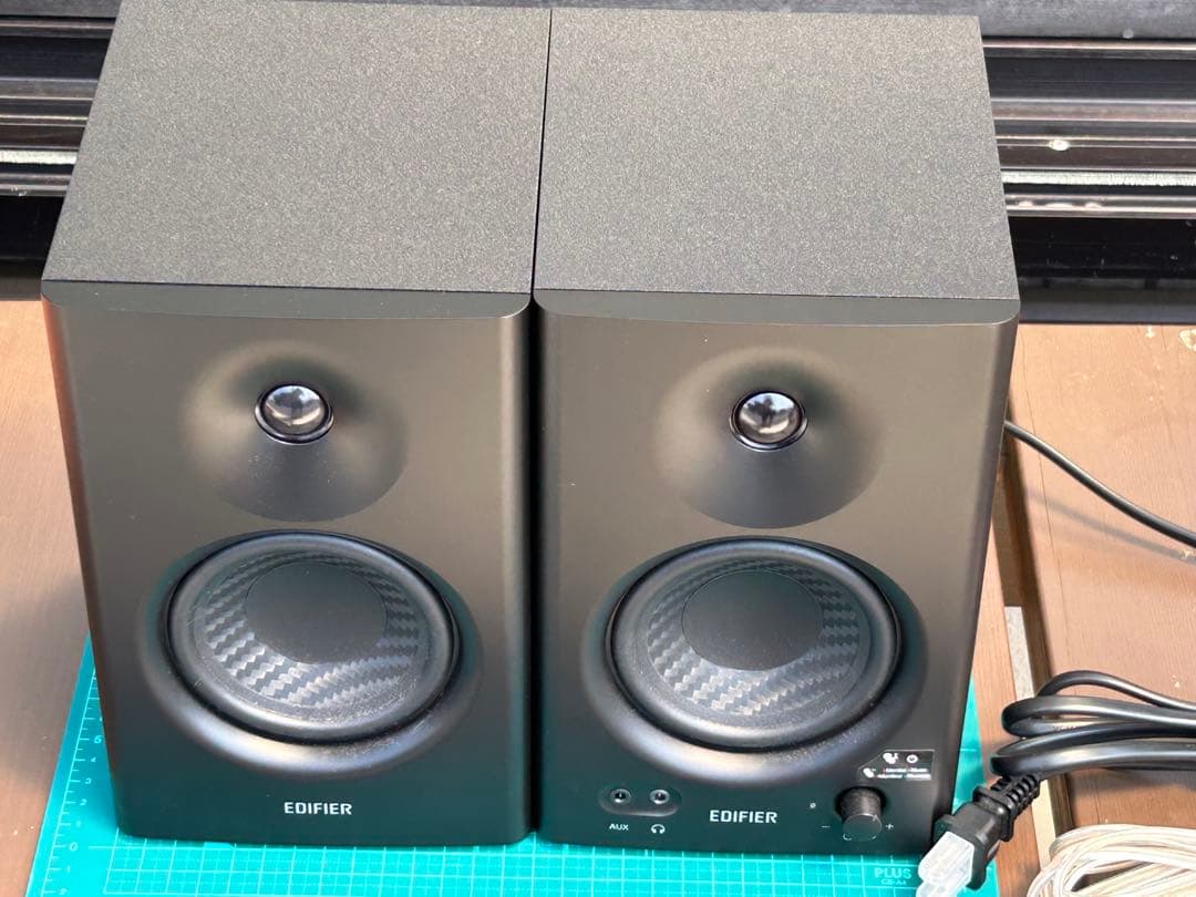 Edifier MR4 モニター用スピーカー 最大42W出力 TRSバランス入力