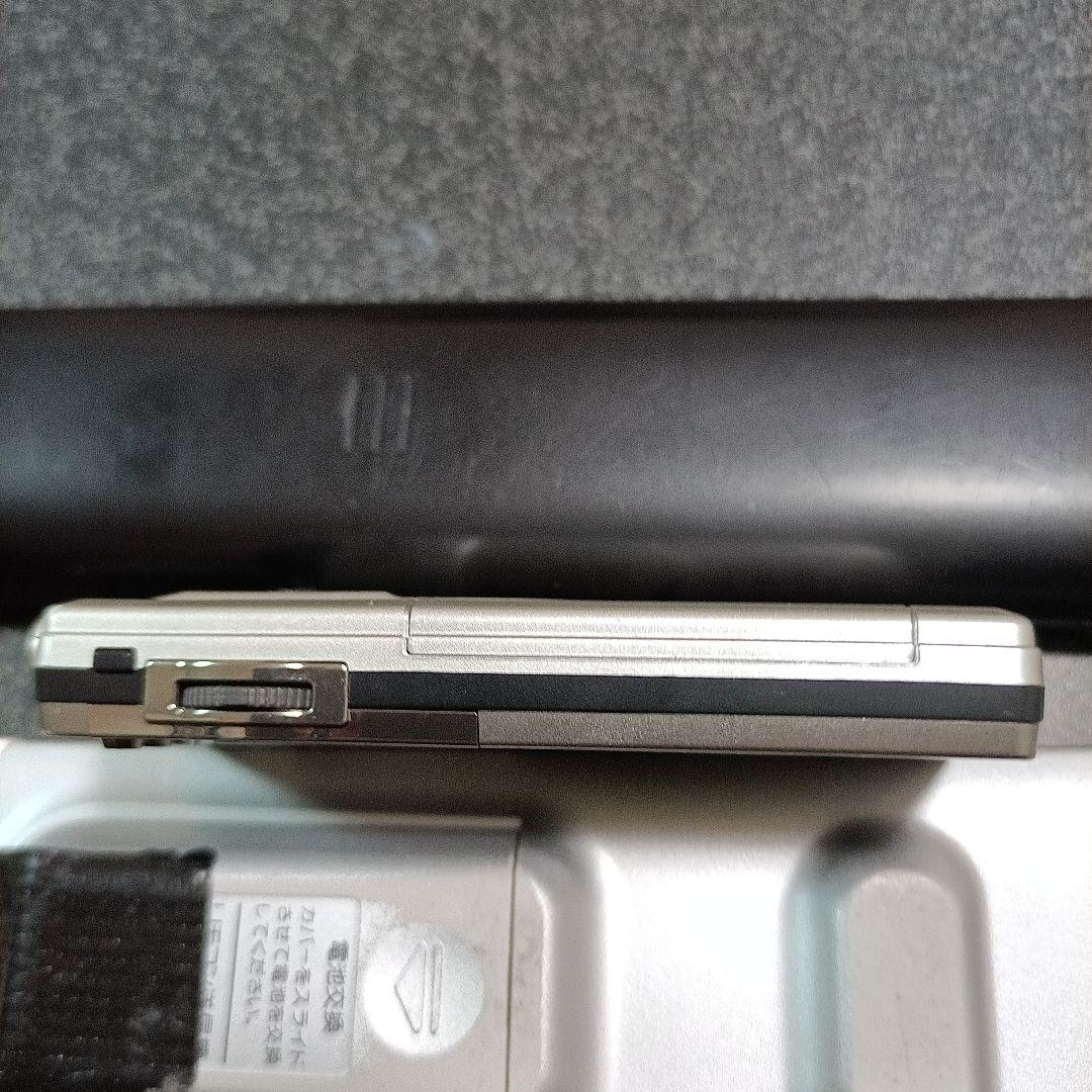 SONY SRF-R633V FM/AMラジオ