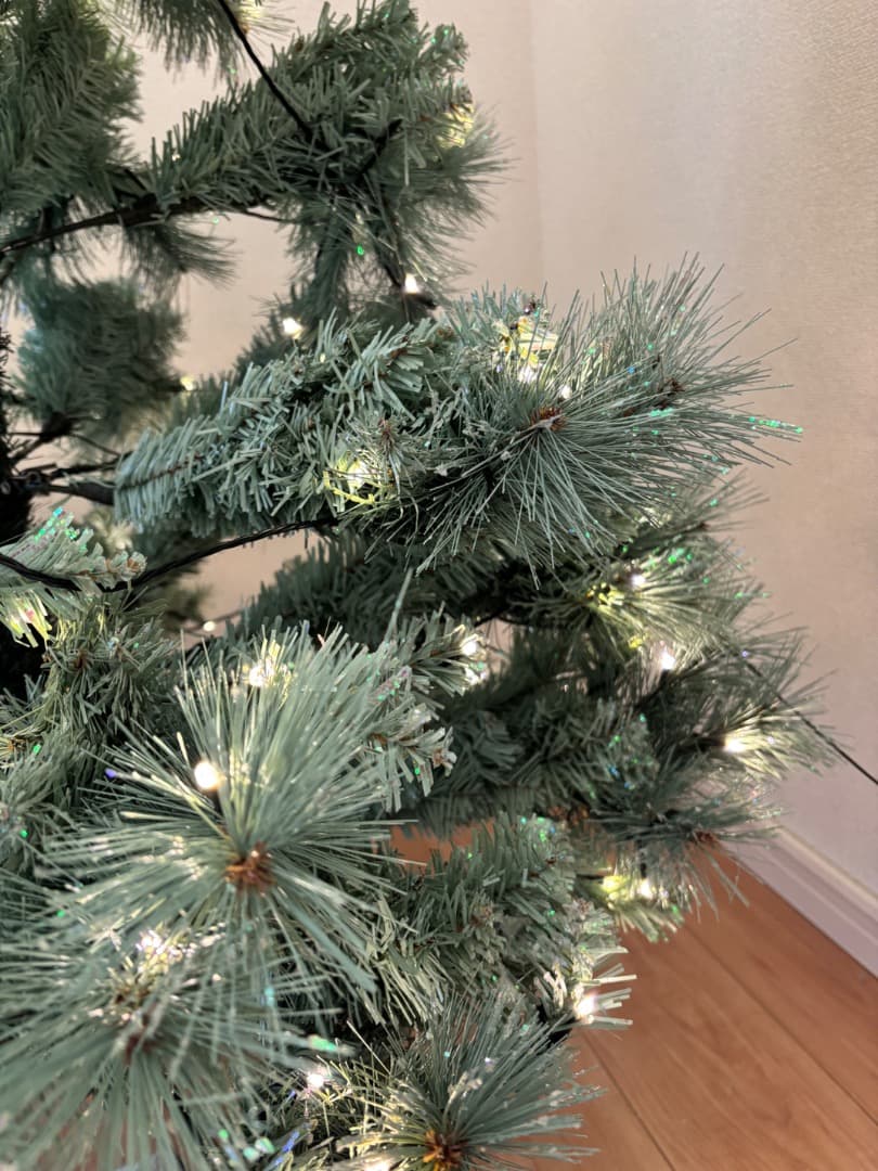 生ちょこ＠プロフ必読‼︎　クリスマスツリー 組み立て式　オーロラ