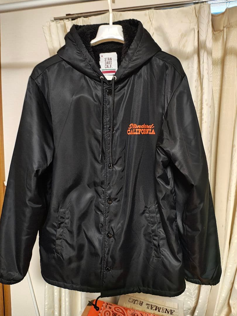 Standard California フード付きナイロンジャケット