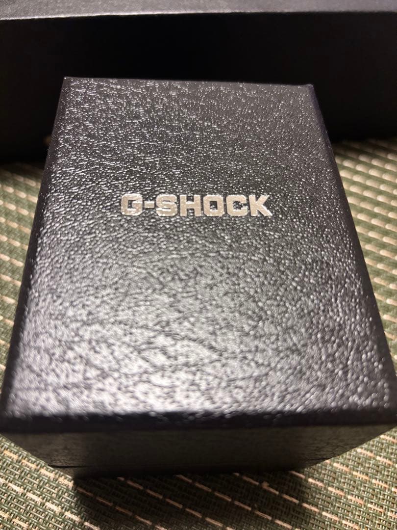 G-SHOCKブラック×ゴールド G-STEEL GST-W110D-1A9JF