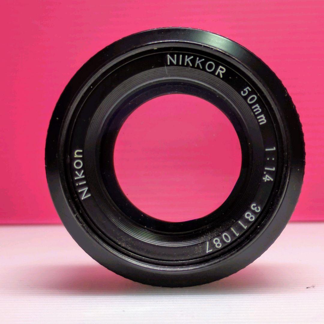【美品】 Nikon FM10 + Nikkor 50mm f1.4 Ai改