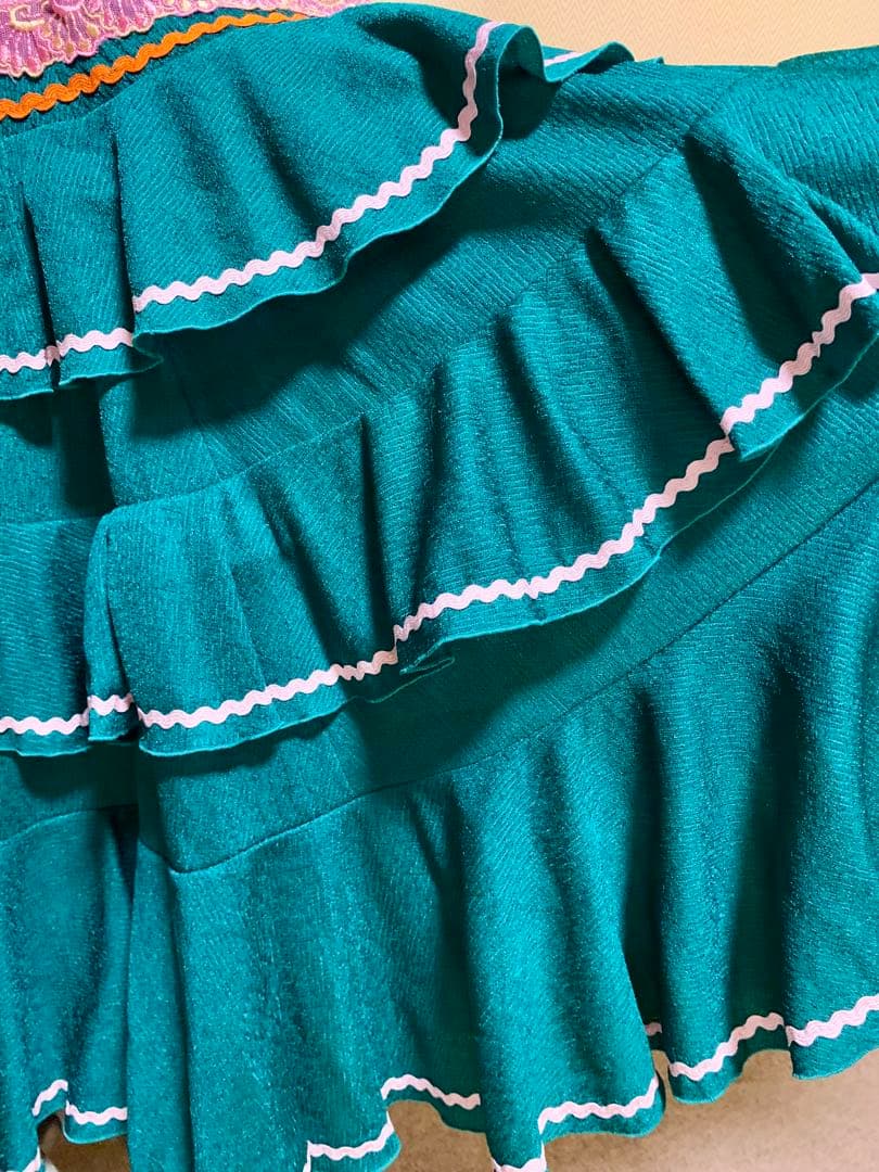 フラメンコ衣装　上下、シージョ付き3点セット