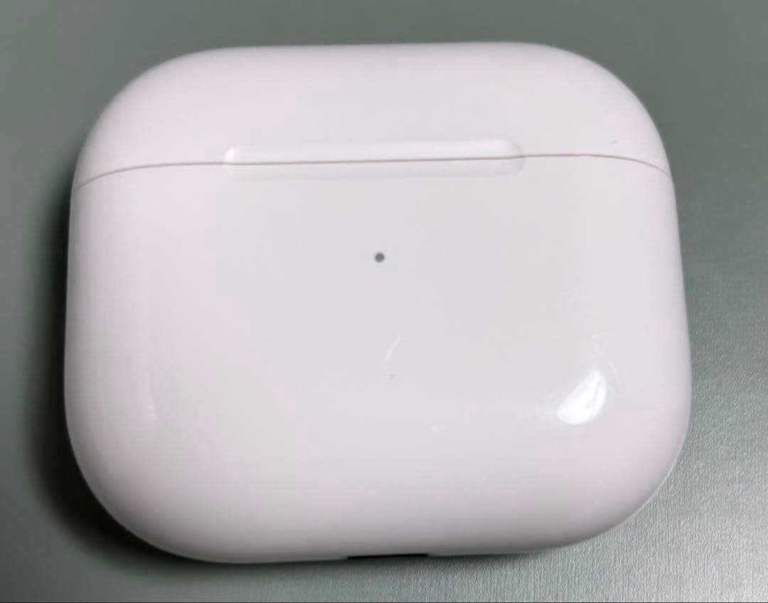 MagSafe充電ケース付きAirPods（第3世代）接続解除、リセット済み