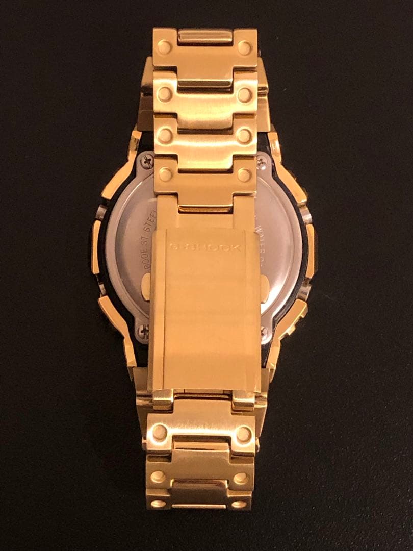 中古品　G-SHOCK DW5600 フルメタルカスタム　ゴールド