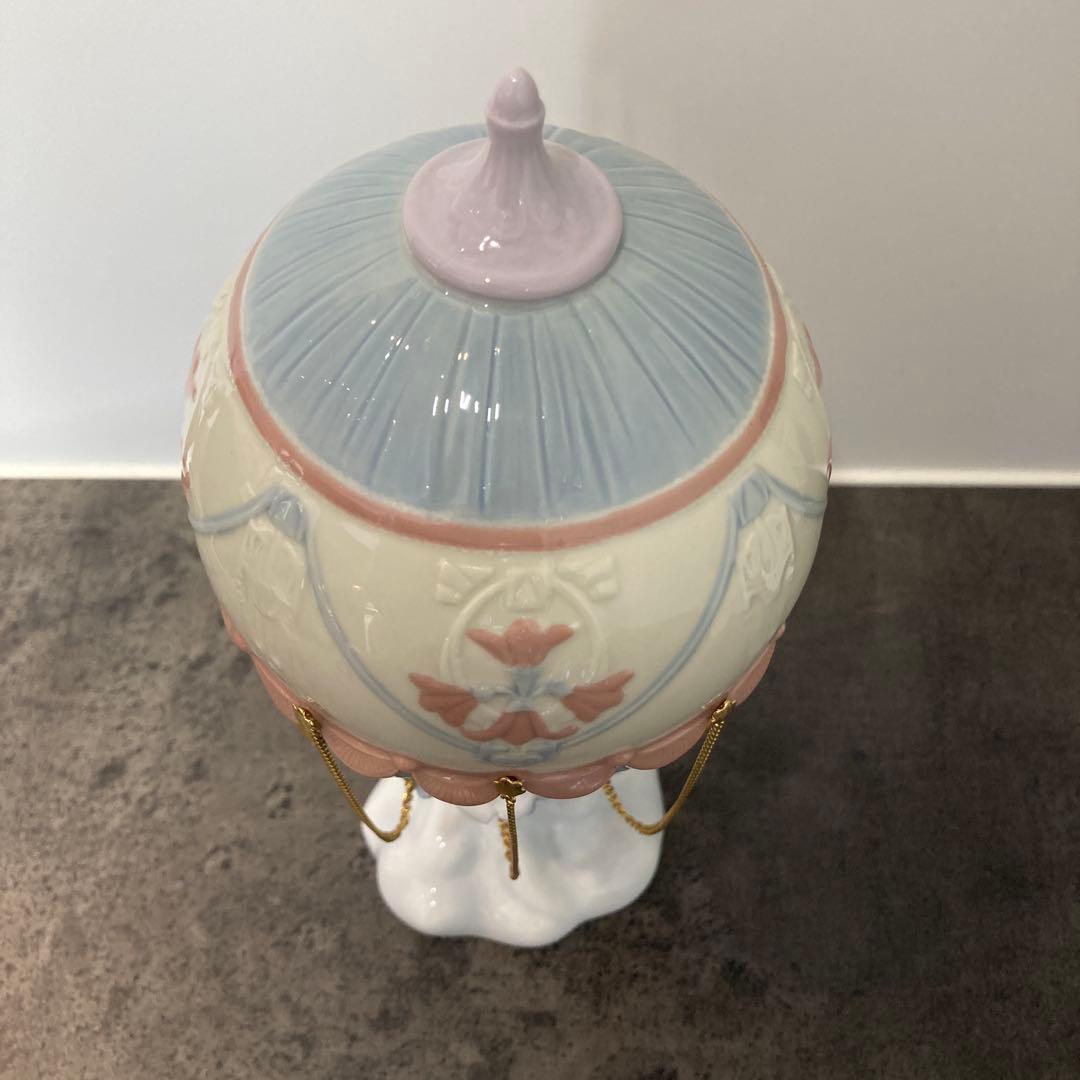 【極美品】 リヤドロ Lladro フィギュリン 気球で上がって 6524 犬