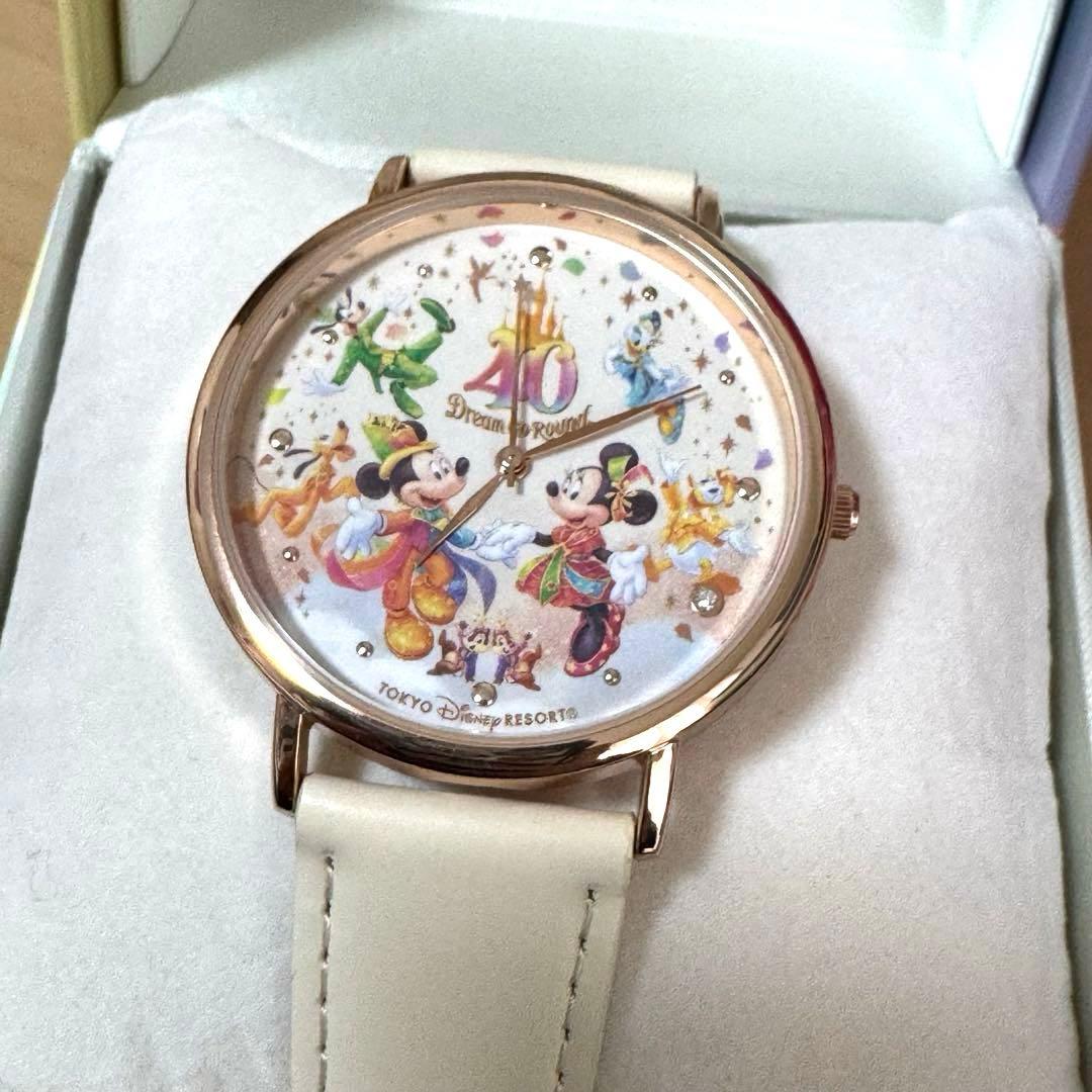 ⭐︎美品⭐︎ ディズニー　40周年限定腕時計　ディズニーランド　時計