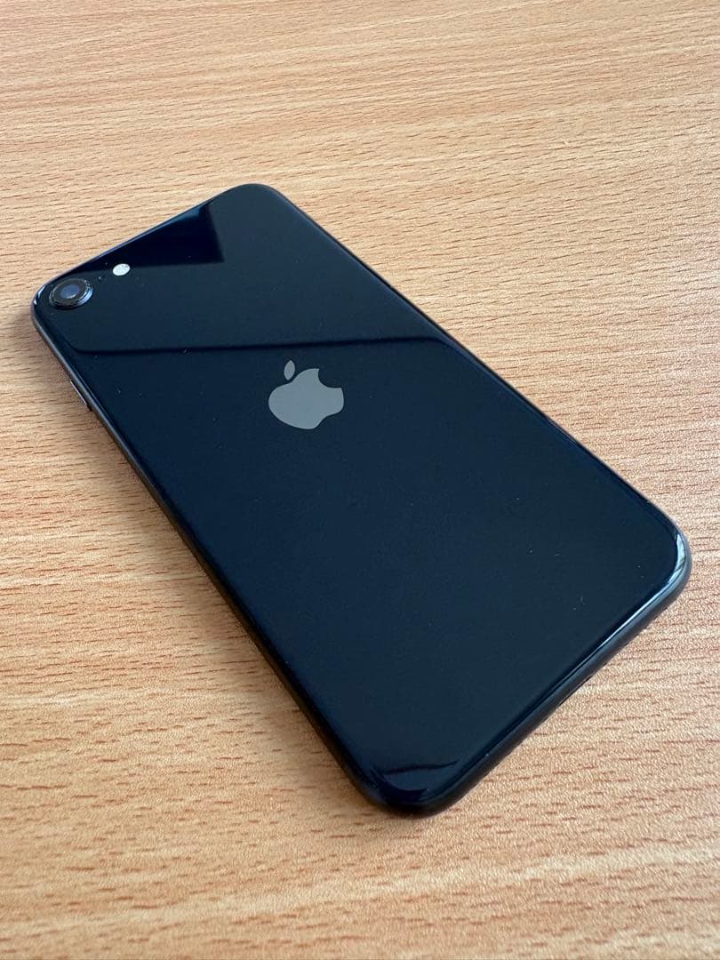 iPhone SE3 64GB ブラック