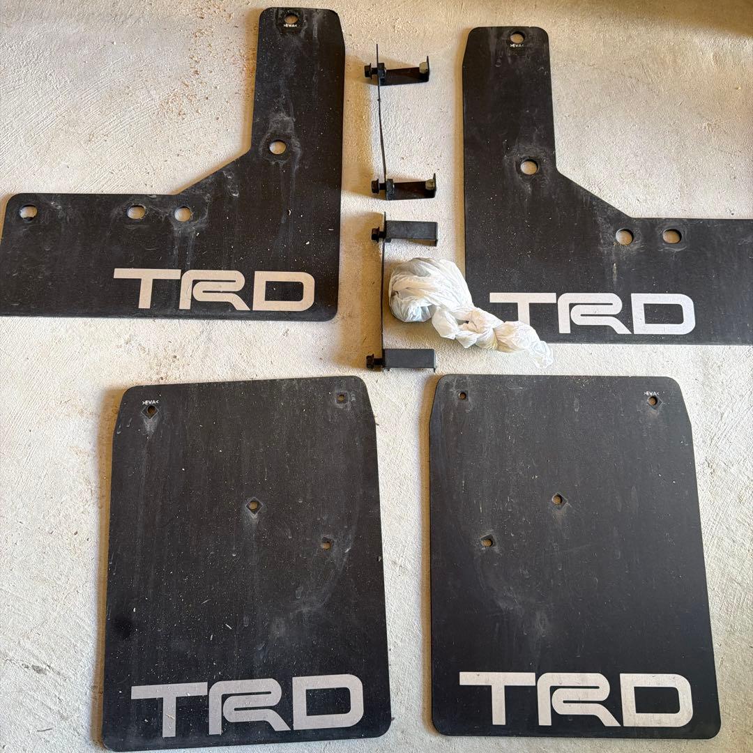 もと　 ハイエース　RAYS M9 16インチホイール・タイヤ