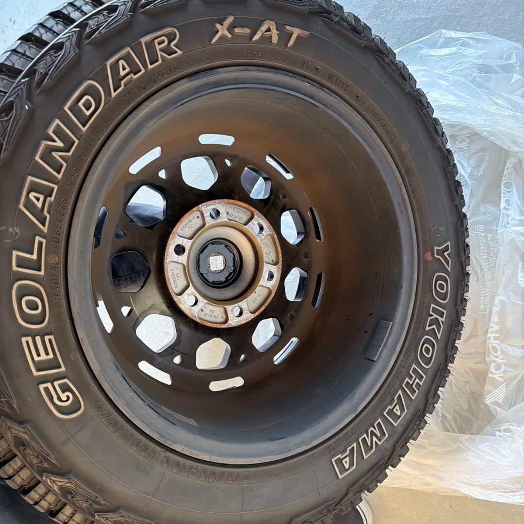 もと　 ハイエース　RAYS M9 16インチホイール・タイヤ