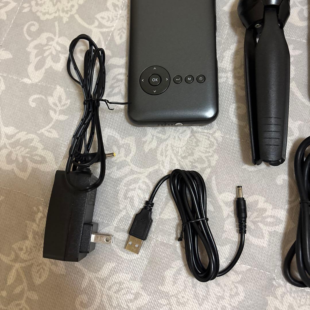 UENO-monoカベーニ KABENI モバイルプロジェクター ウエノ