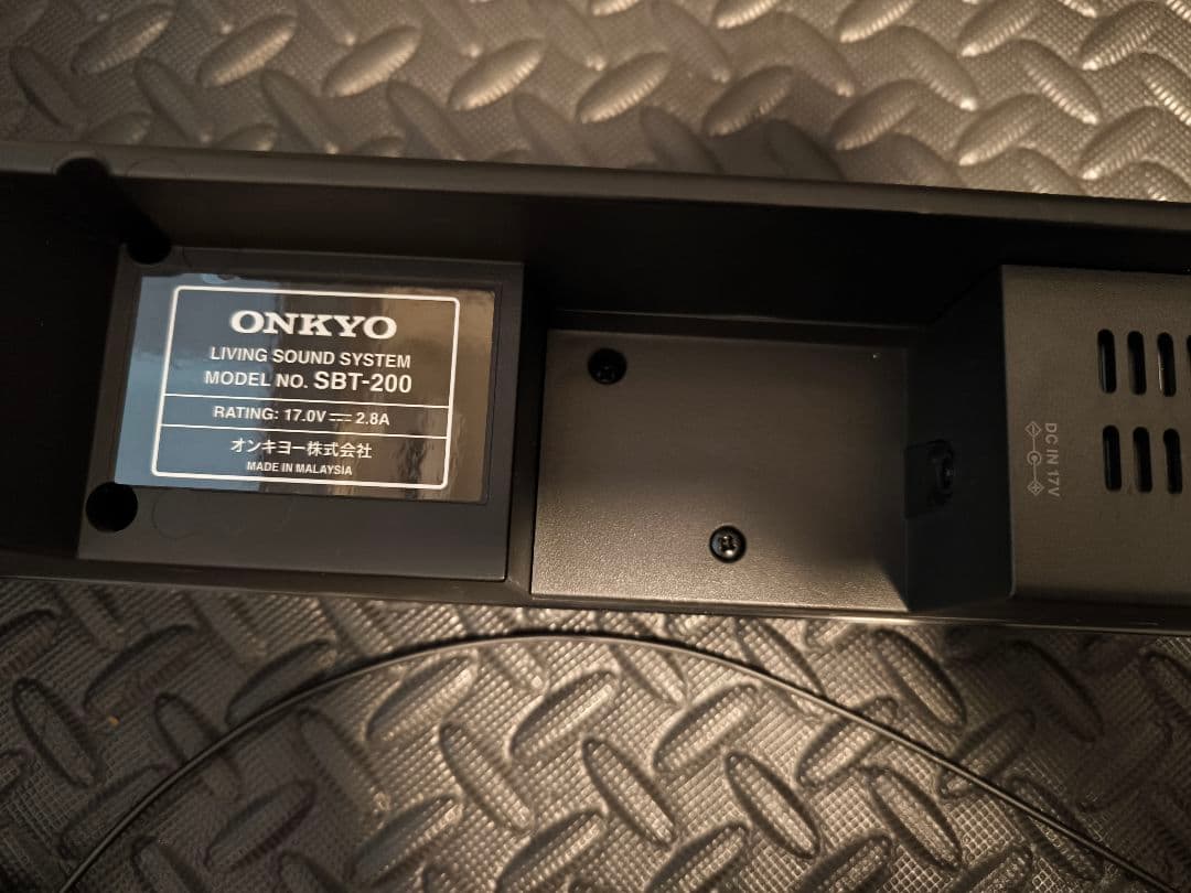 ONKYO サウンドバー 音響 STB-200 6スピーカー Bluetooth