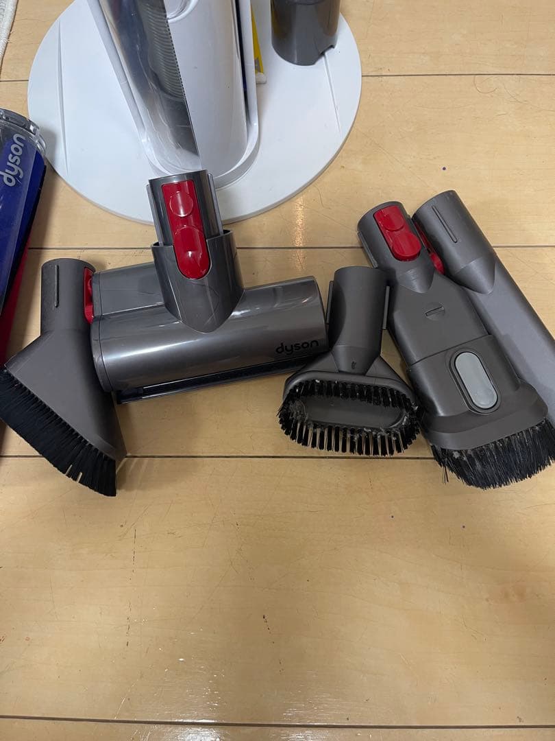 【美品】dyson V10 SV12　純正フロアドック付エコーモード68分