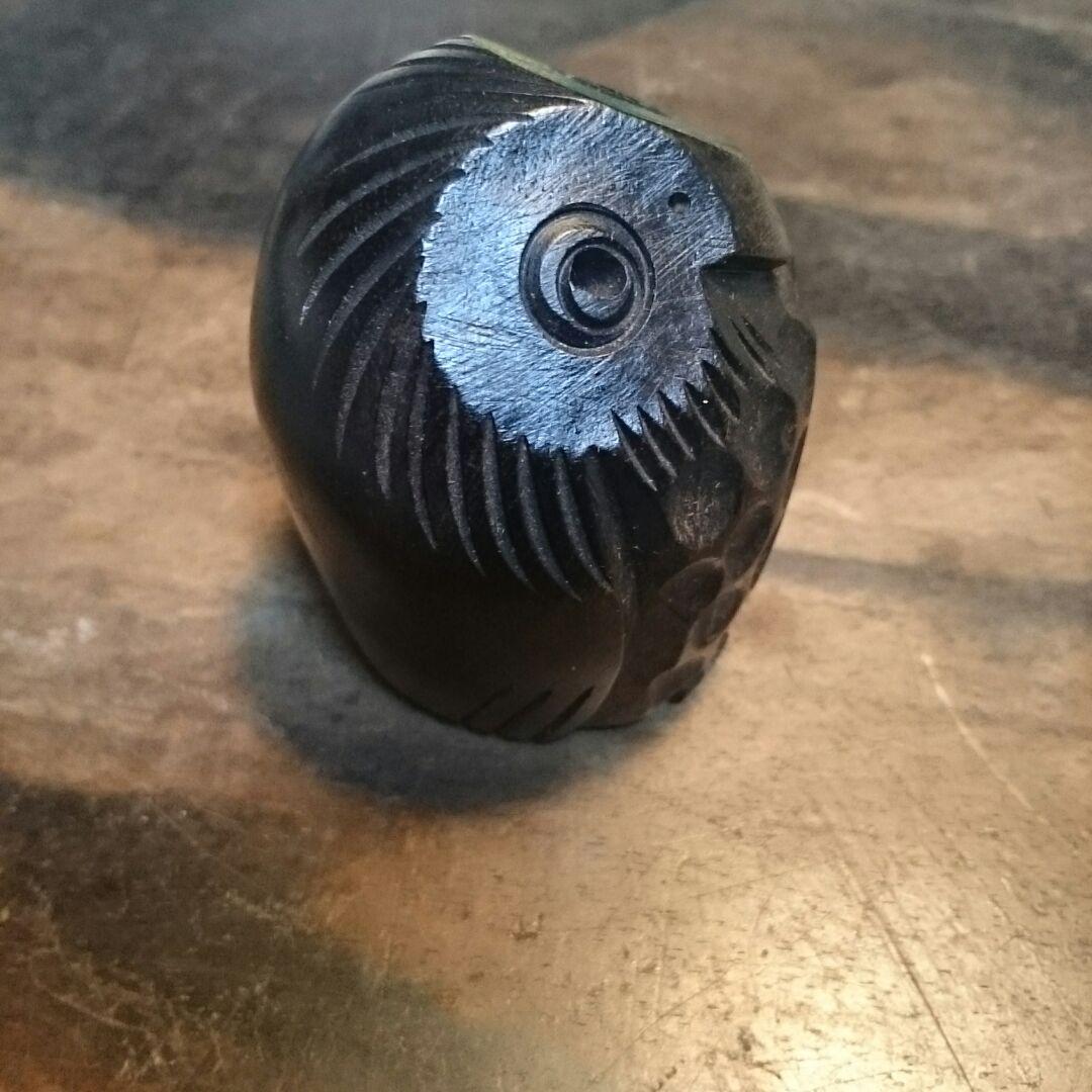 黒柿　フクロウ　梟　ふくろう　木彫　根付
